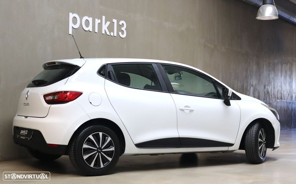 Renault Clio 1.2 16V Confort - 4