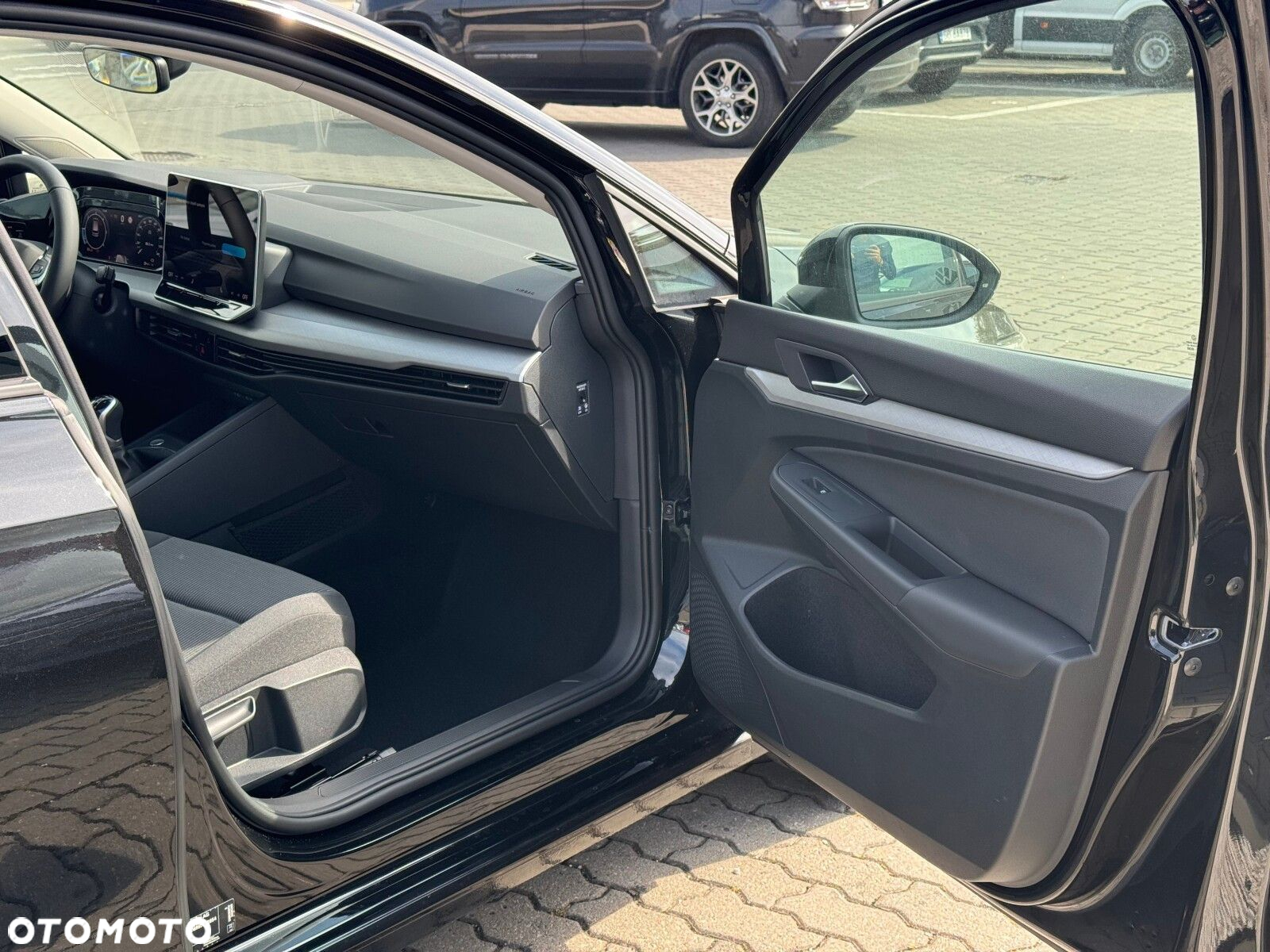 Volkswagen Golf VIII 2.0 TDI - 12