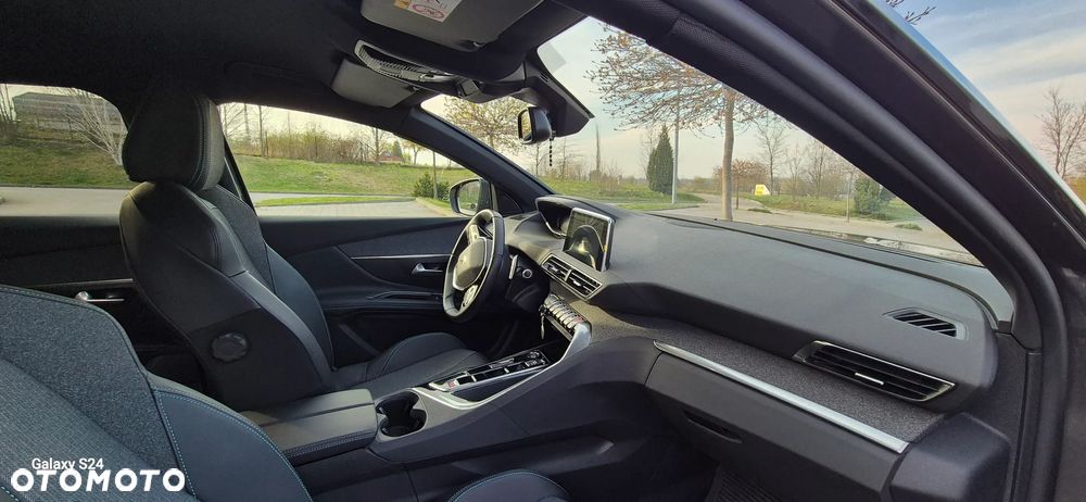 Peugeot 3008 - 16
