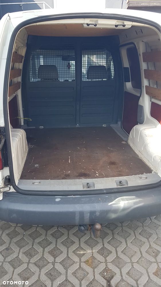 Volkswagen Caddy - 8