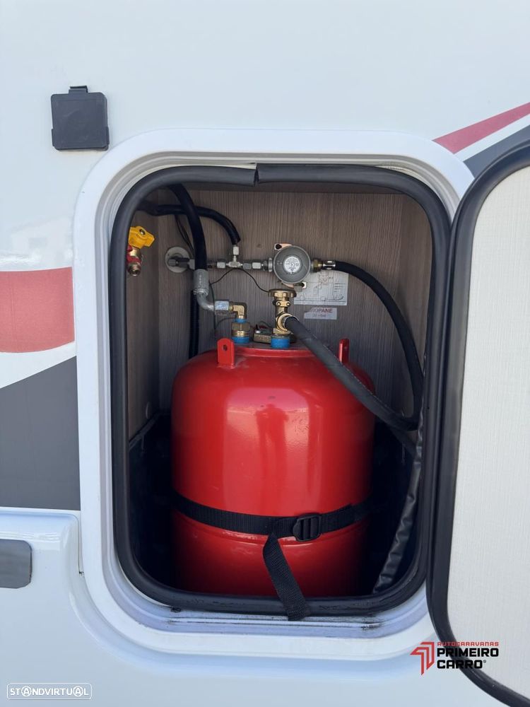 Challenger Quartz 278 eb c. central e basculante 6,49m - 35