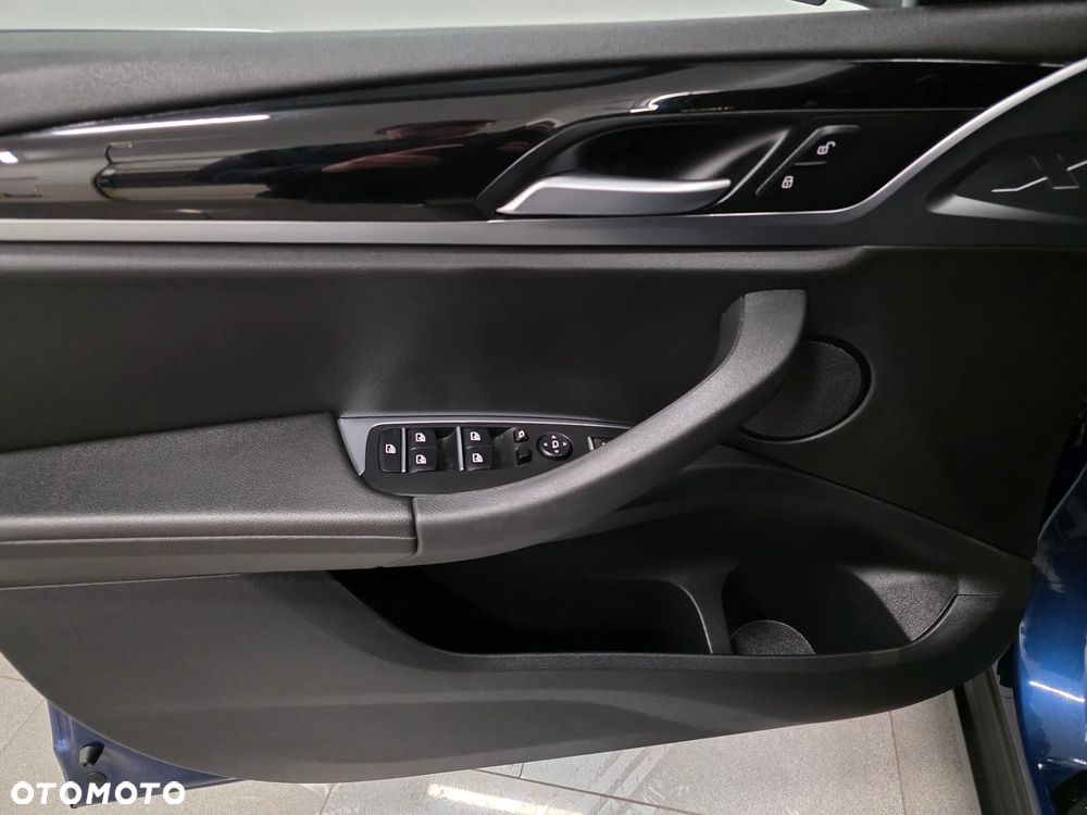 BMW X3 - 24