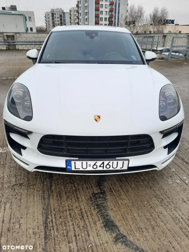 Porsche Macan - 4
