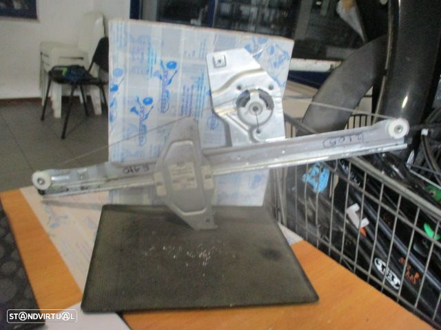 Elevador Sem Motor 9680557980 PEUGEOT  PARTNER 2 FASE 1 2010 1.6HDI 90CV 4P BRANCO FE - 3