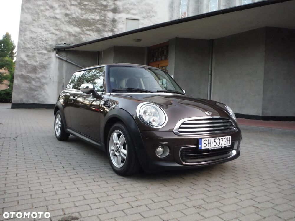 Mini One 2012 photo 4