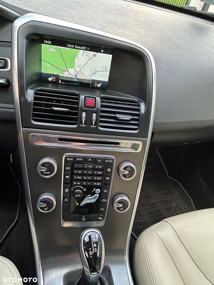 Volvo XC 60 D4 Drive-E Summum - 22