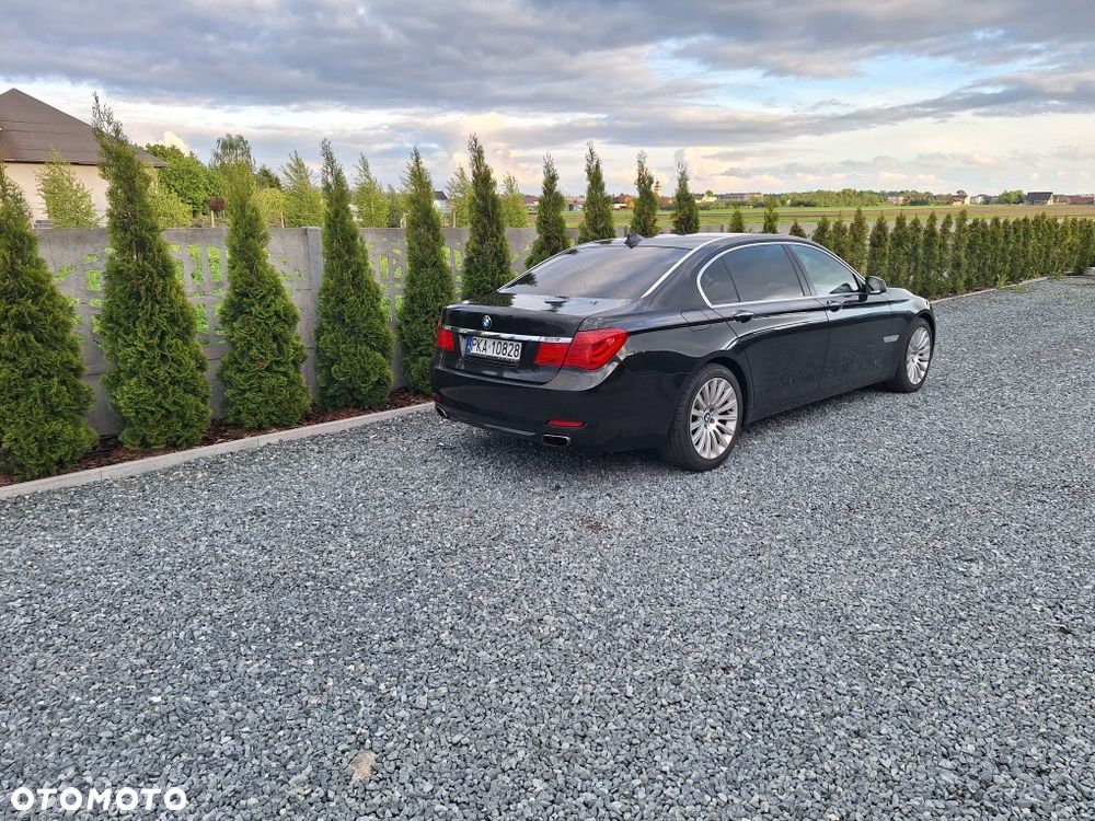 BMW Seria 7 - 4