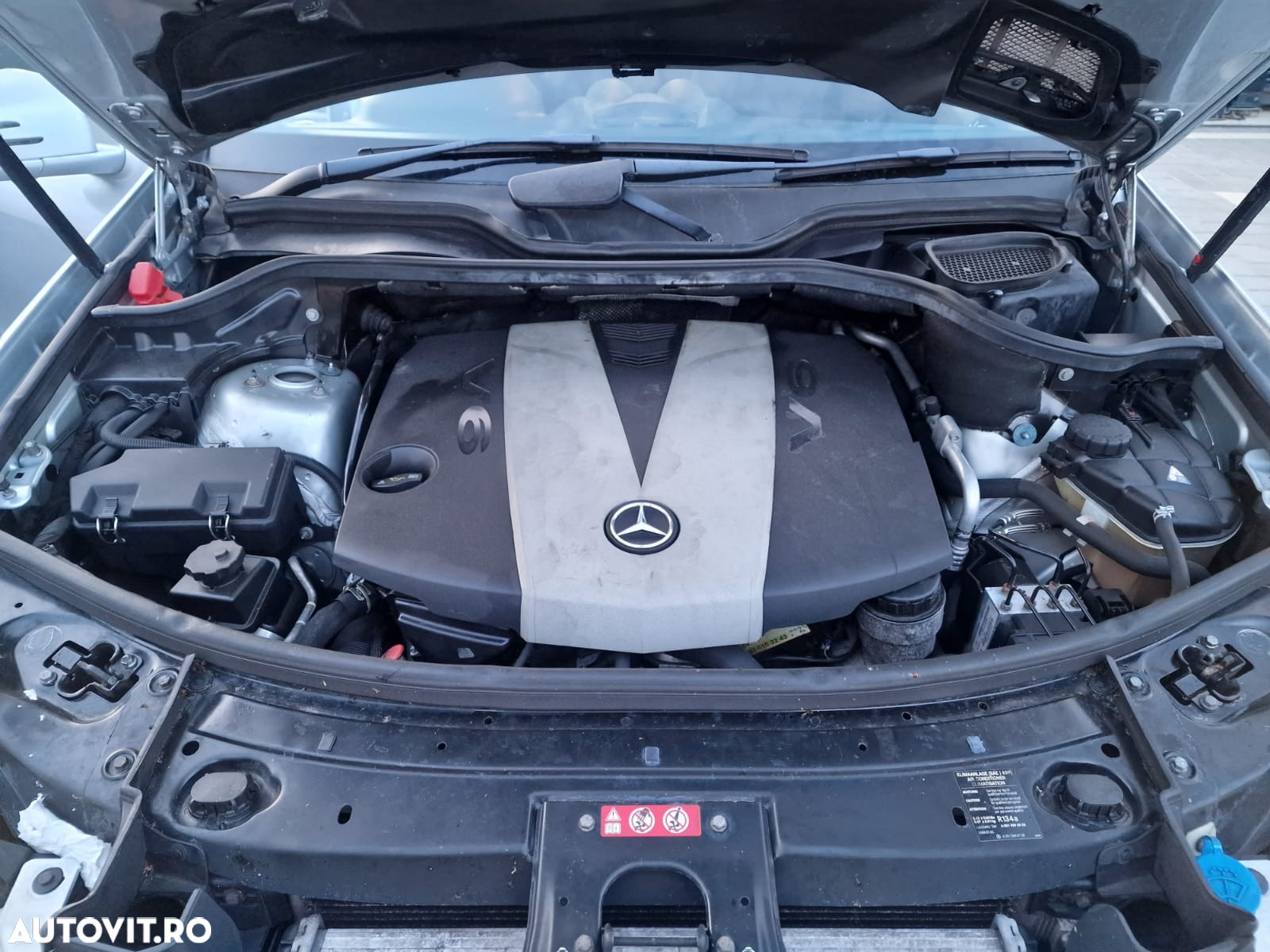 Dezmembrez / Dezmembrari / Piese Mercedes ML W164 350CDI 4Matic 2011 - 8