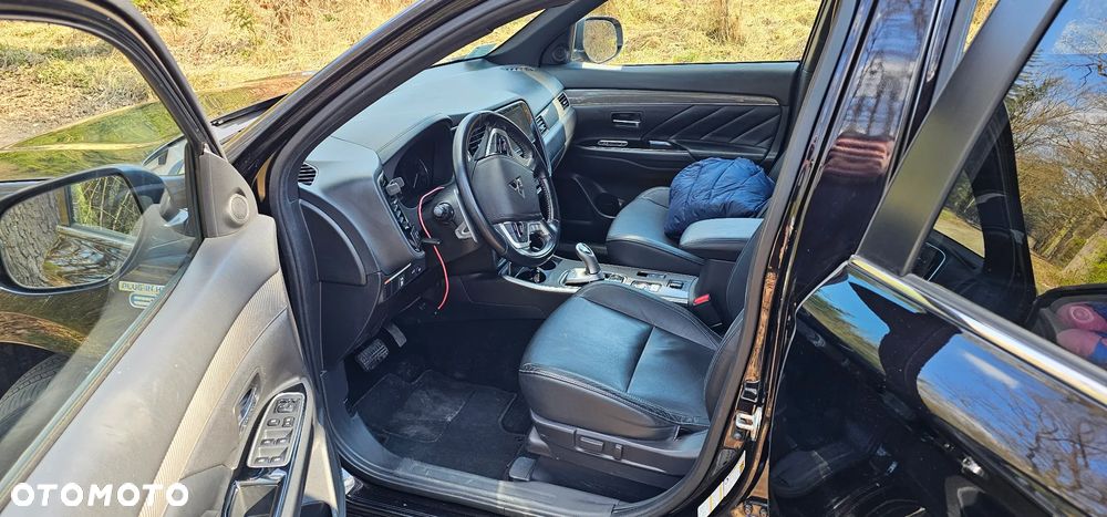 Mitsubishi Outlander 2.0 4WD - 13