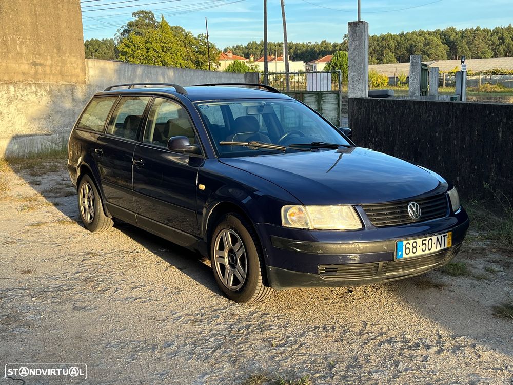 VW Passat 1.9 TDi Confortline - 4