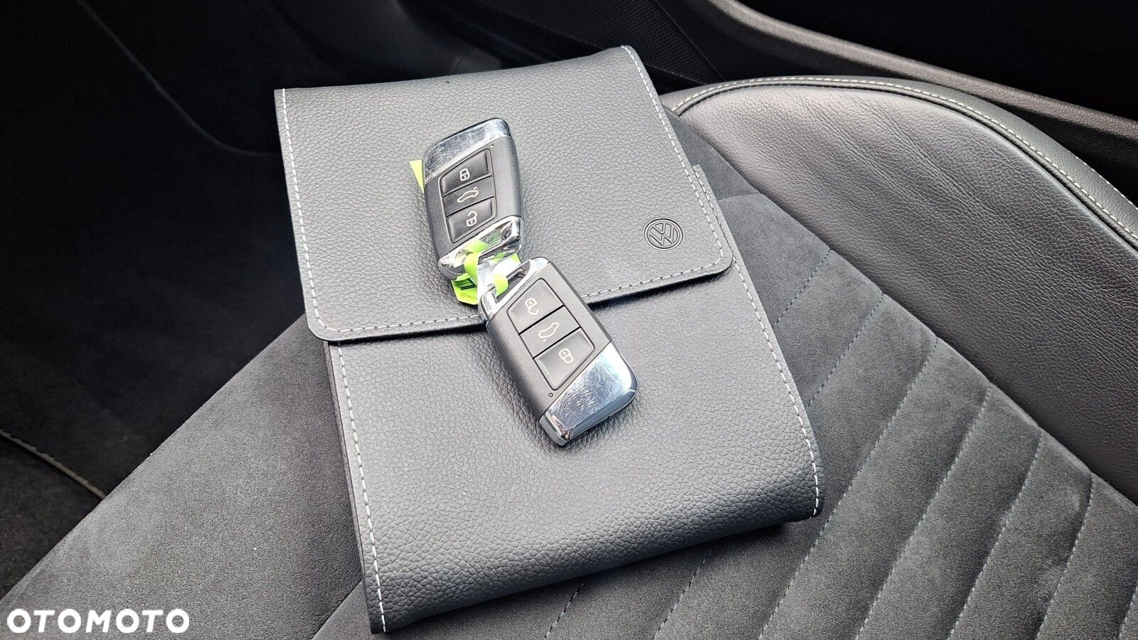 Volkswagen Passat 2.0 TDI EVO Elegance DSG - 36