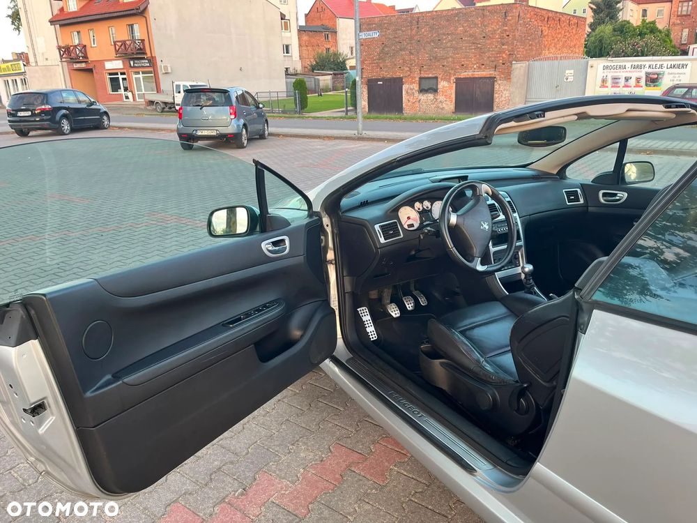 Peugeot 307 CC 2.0 HDi Intense - 17