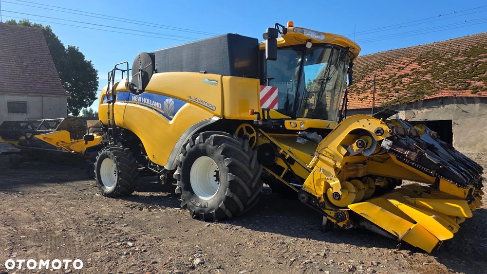 New Holland CX 8080 - 1