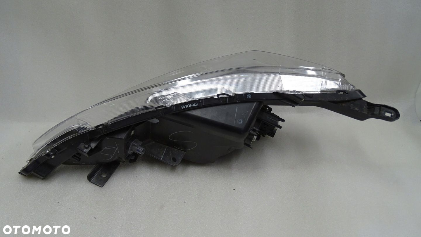 MITSUBISHI SPACE STAR III - lampa przednia prawa - 8