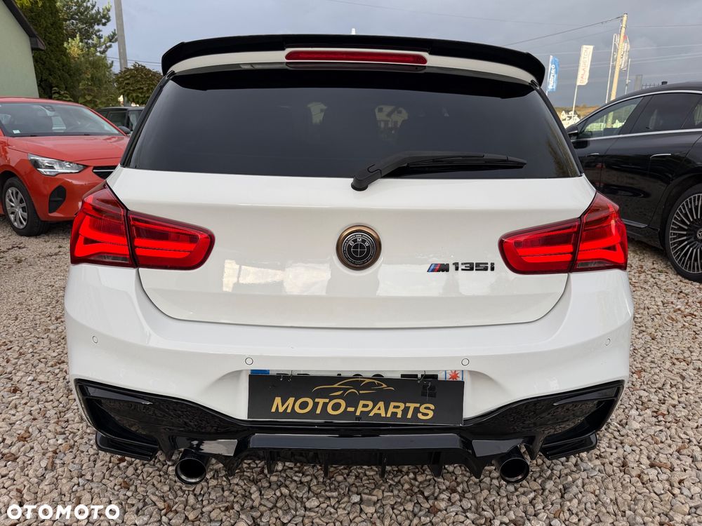 BMW 1M - 5
