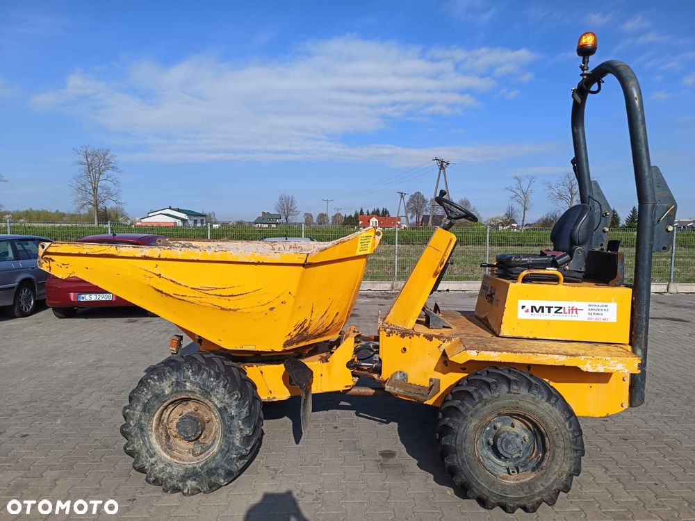Thwaites 3 tonne - 1