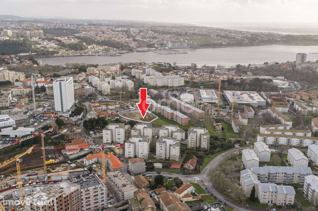 Penthouse T4 Duplex com Terraço - Grande imagem: 2/23
