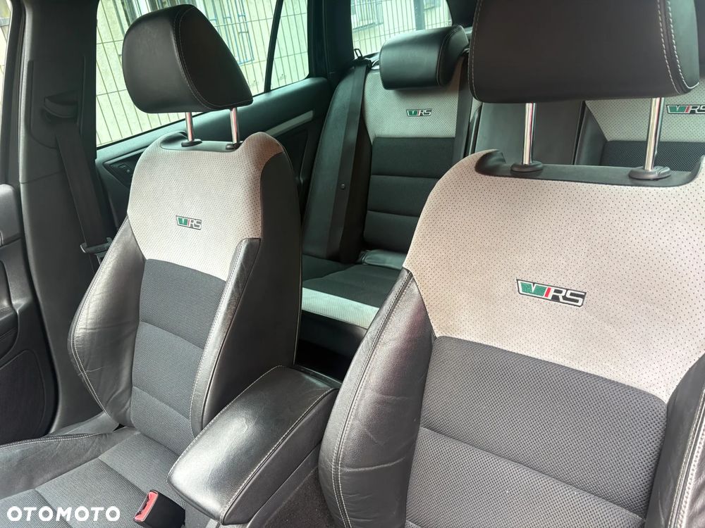 Skoda Octavia 2.0 TDI CR DPF RS - 7