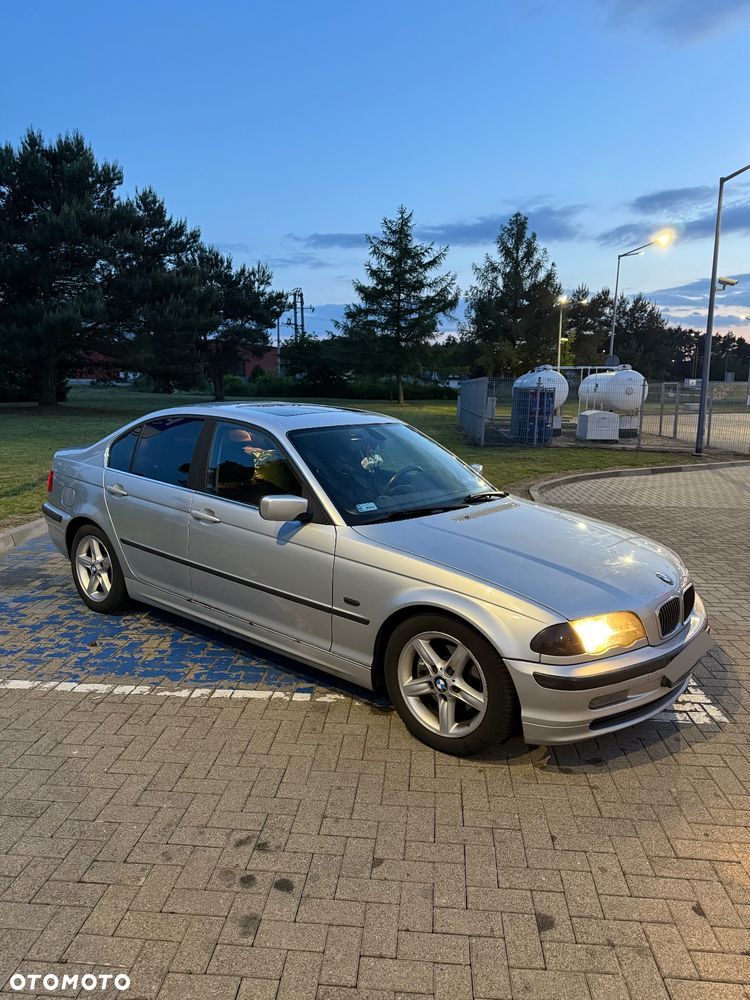 BMW 3
