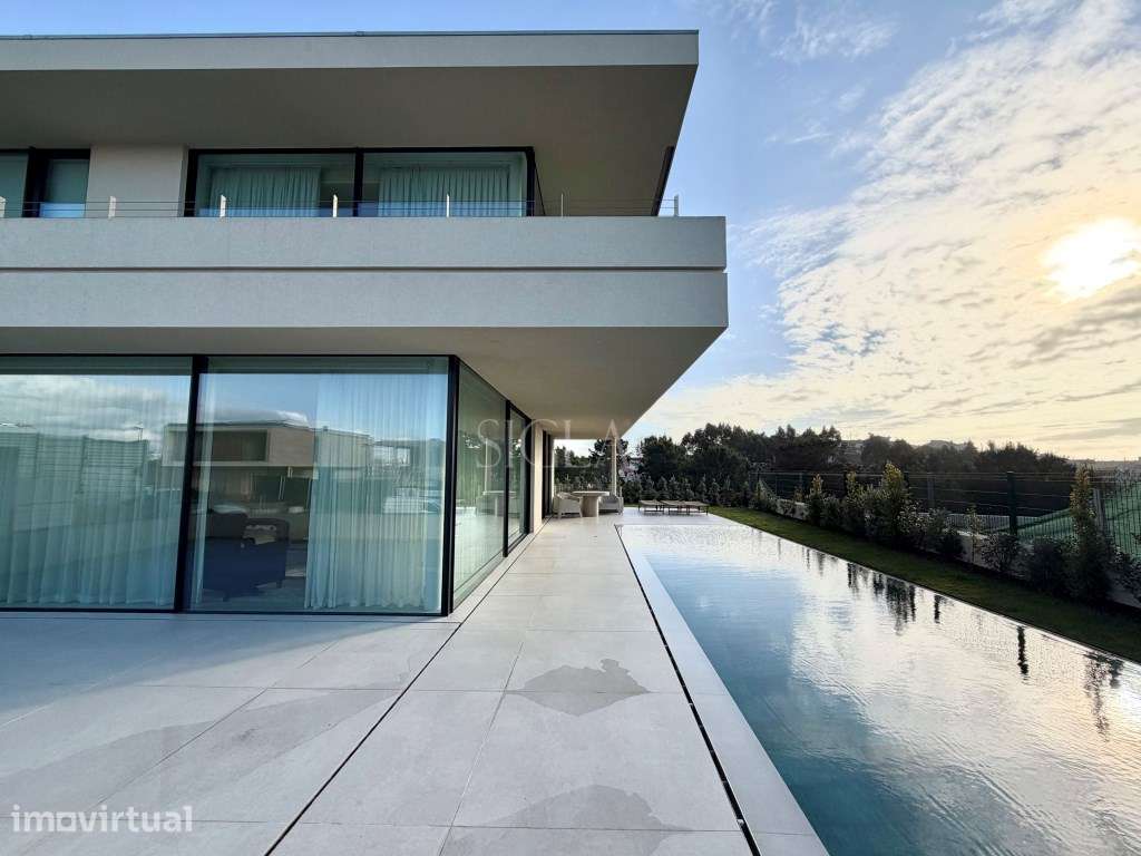 Moradia com Piscina e Vistas de Rio - Grande imagem: 3/50