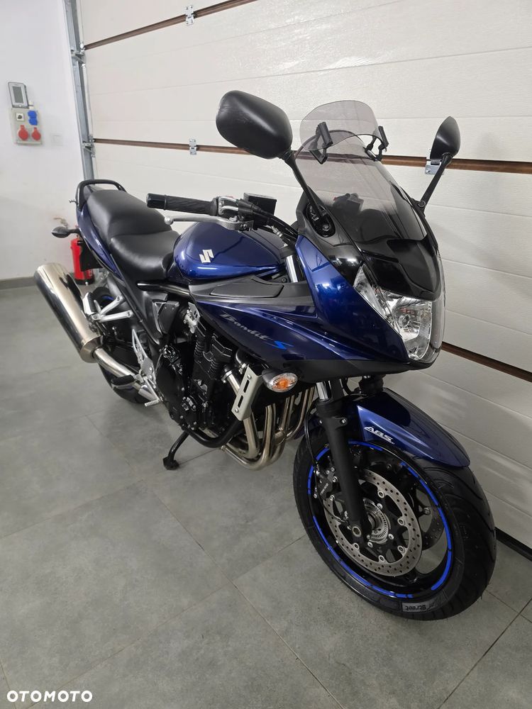 Suzuki Bandit - 2