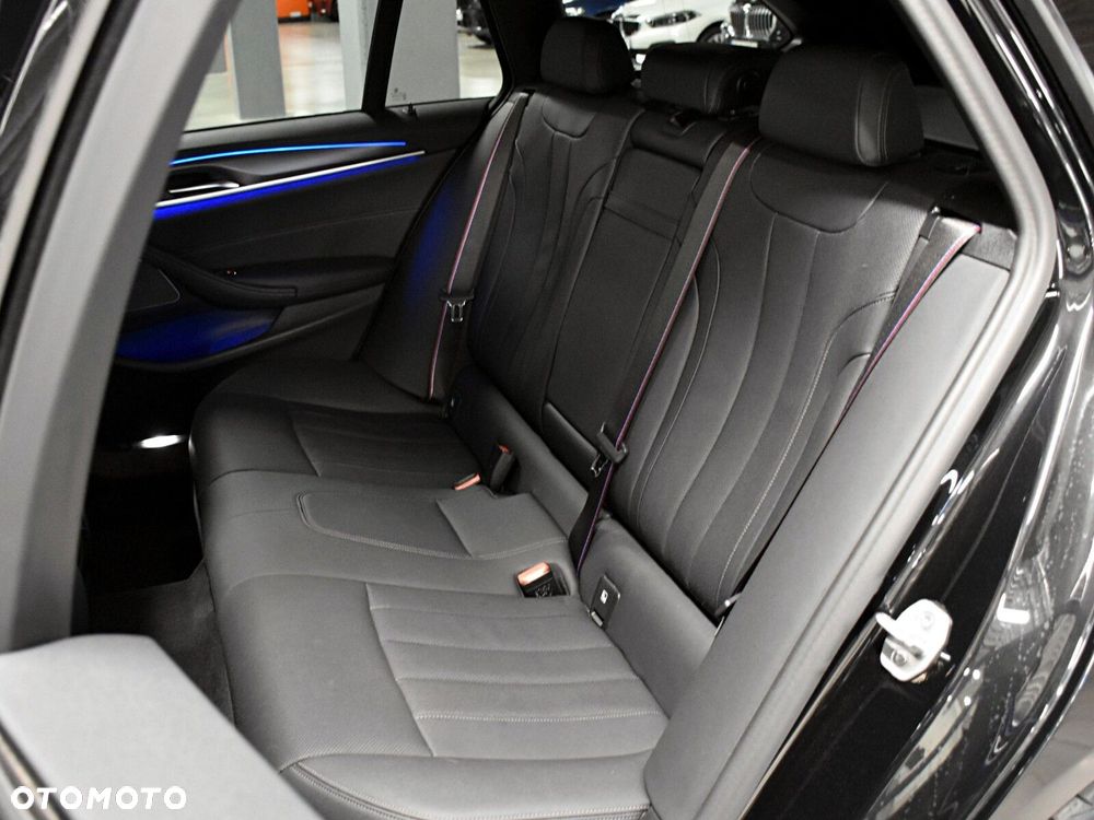 BMW Seria 5 - 11