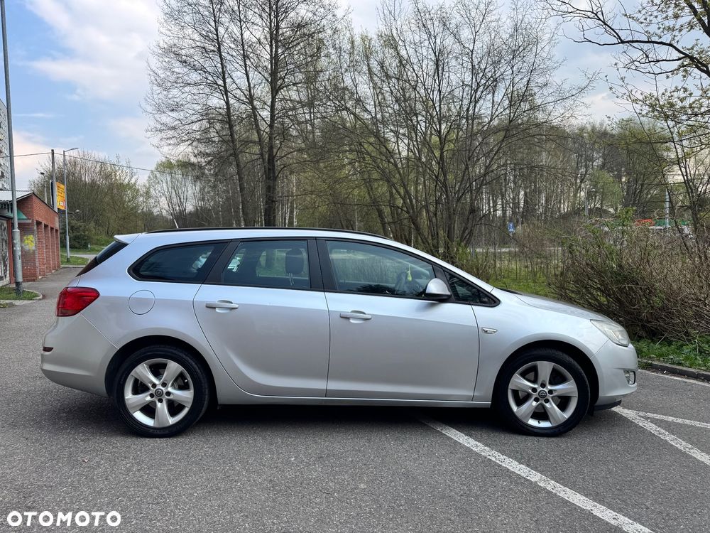 Opel Astra 1.7 CDTI Enjoy - 5