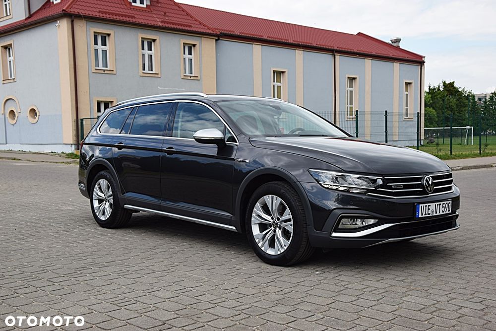 Volkswagen Passat Alltrack 2.0 TDI SCR DSG 4Motion - 5