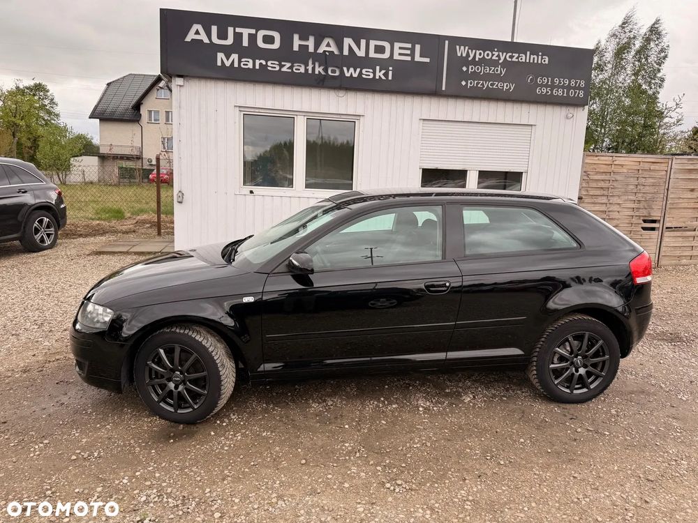 Audi A3 3-drzwiowe 1.6 FSI S Line Sportpaket plus - 3