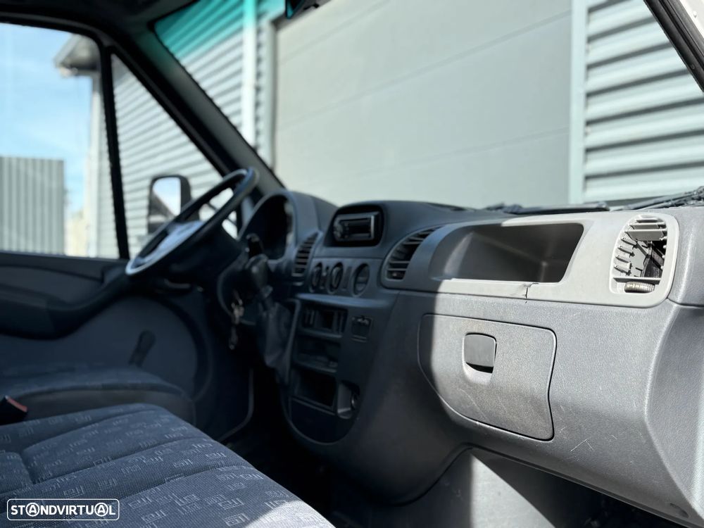Mercedes-Benz SPRINTER 413 CDI C/ CONTENTOR ALUMÍNIO - 11