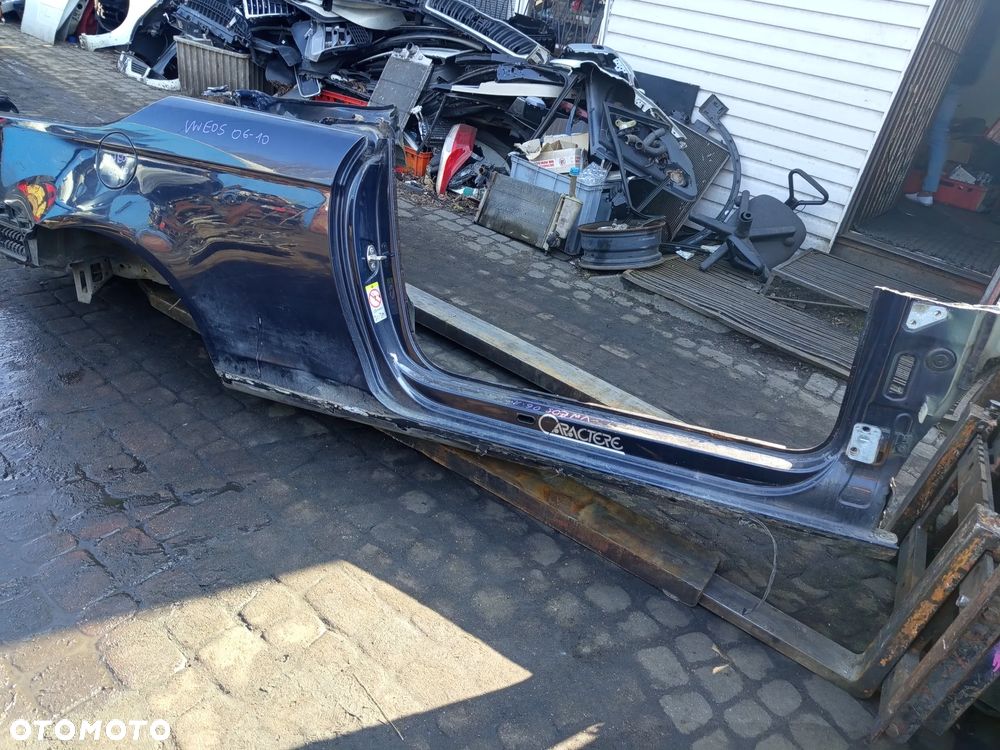PAS TYLNY Z BŁOTNIKAMI  WANNĄ VW EOS - 5