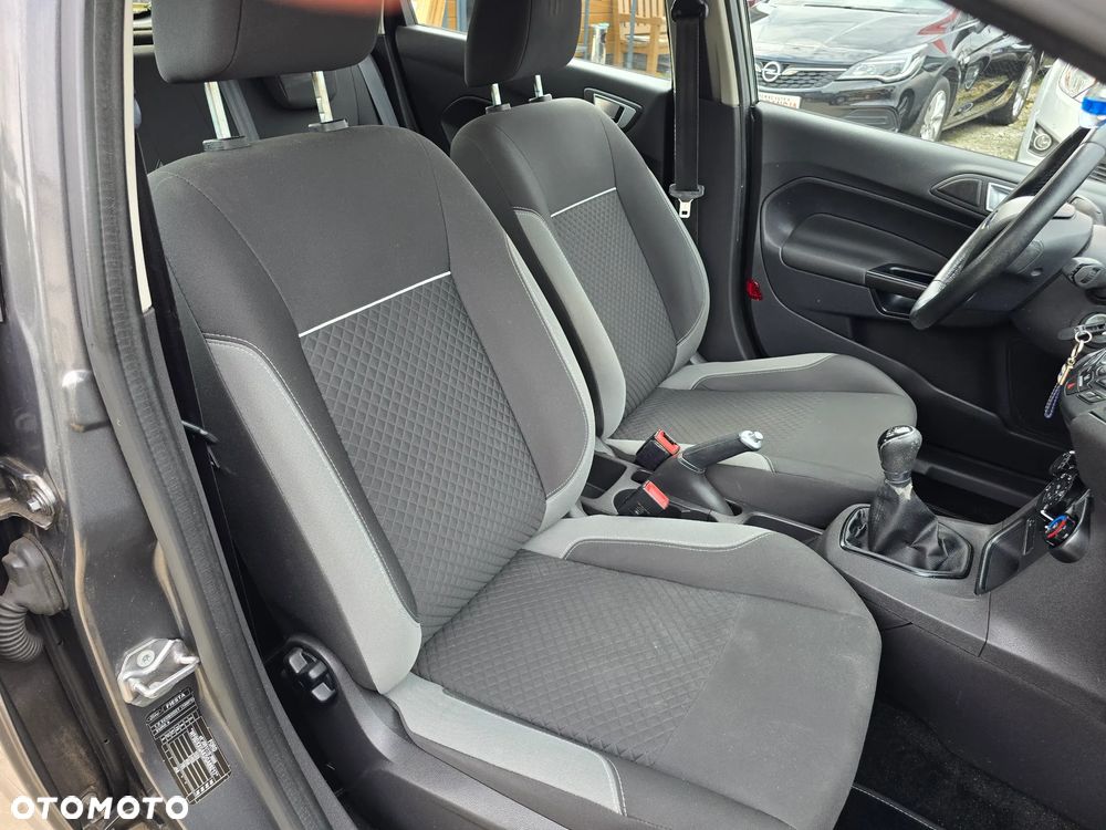 Ford Fiesta - 15