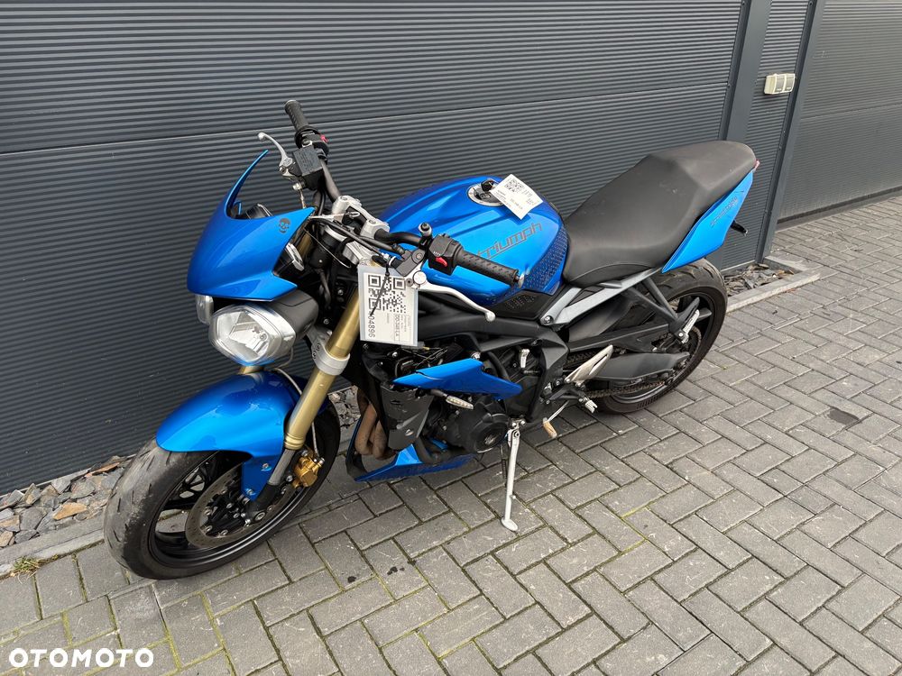 Triumph Street Triple - 1