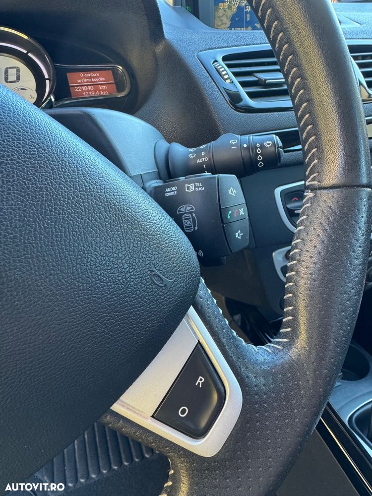 Renault Megane dCi 130 FAP BOSE Edition - 24