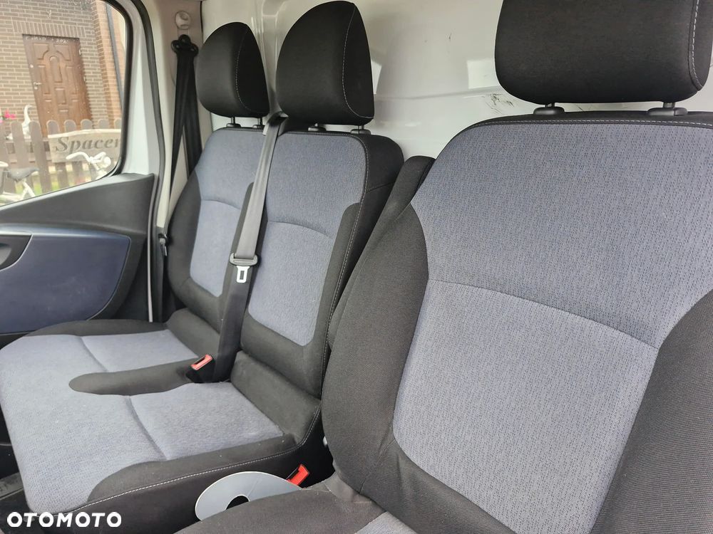 Opel vivaro - 22
