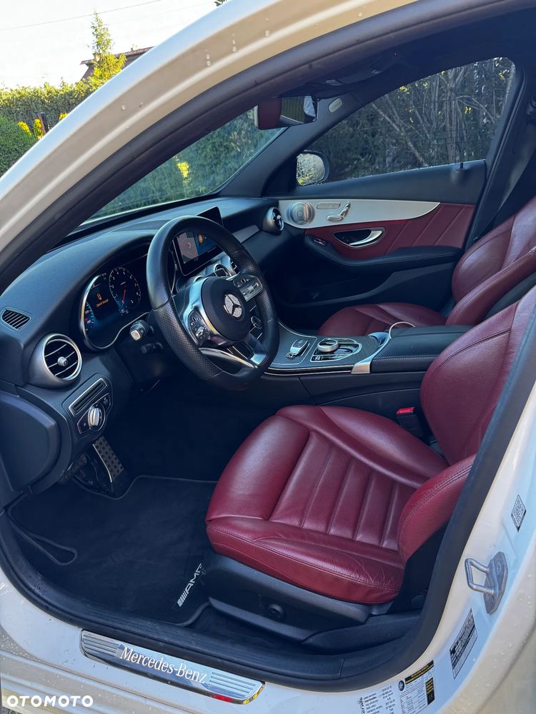 Mercedes-Benz Klasa C 300 9G-TRONIC AMG Line - 8