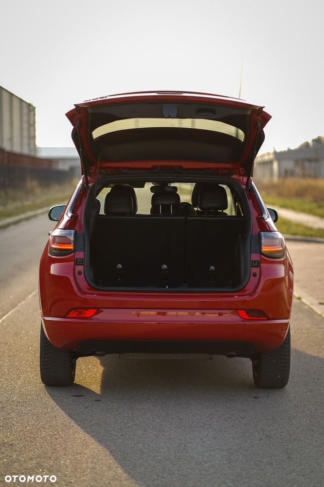 Jeep Compass - 11