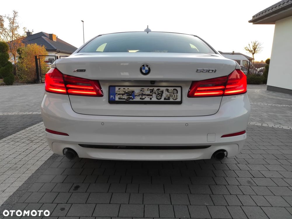 BMW Seria 5 530i GPF Luxury Line - 10
