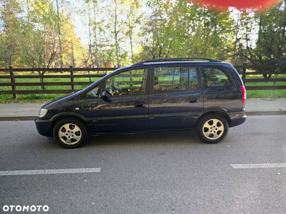 Opel Zafira - 19