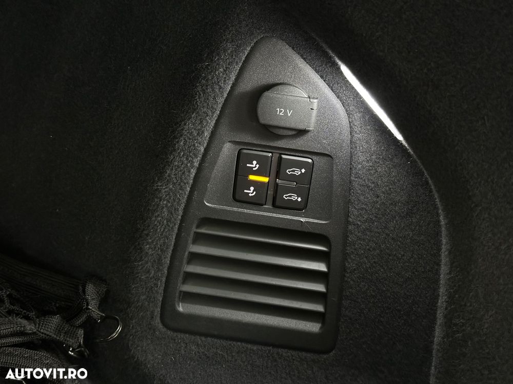 Volkswagen Touareg 3.0 V6 TDI 4Motion DPF Automatik R-Line - 33