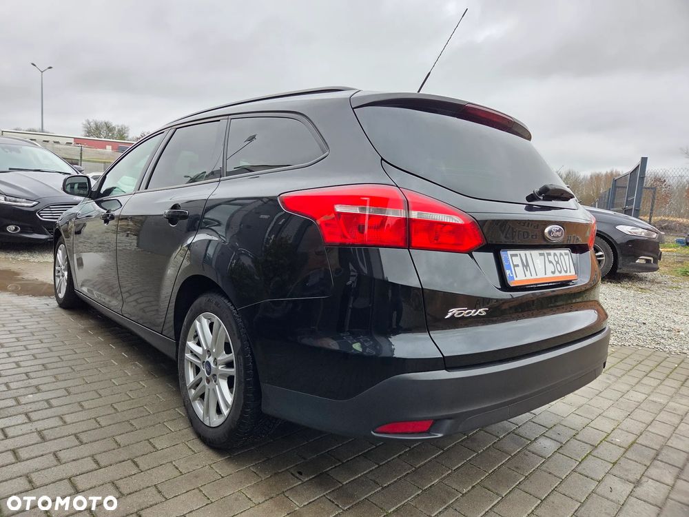 Ford Focus 1.5 TDCi DPF Start-Stopp-System Business - 11