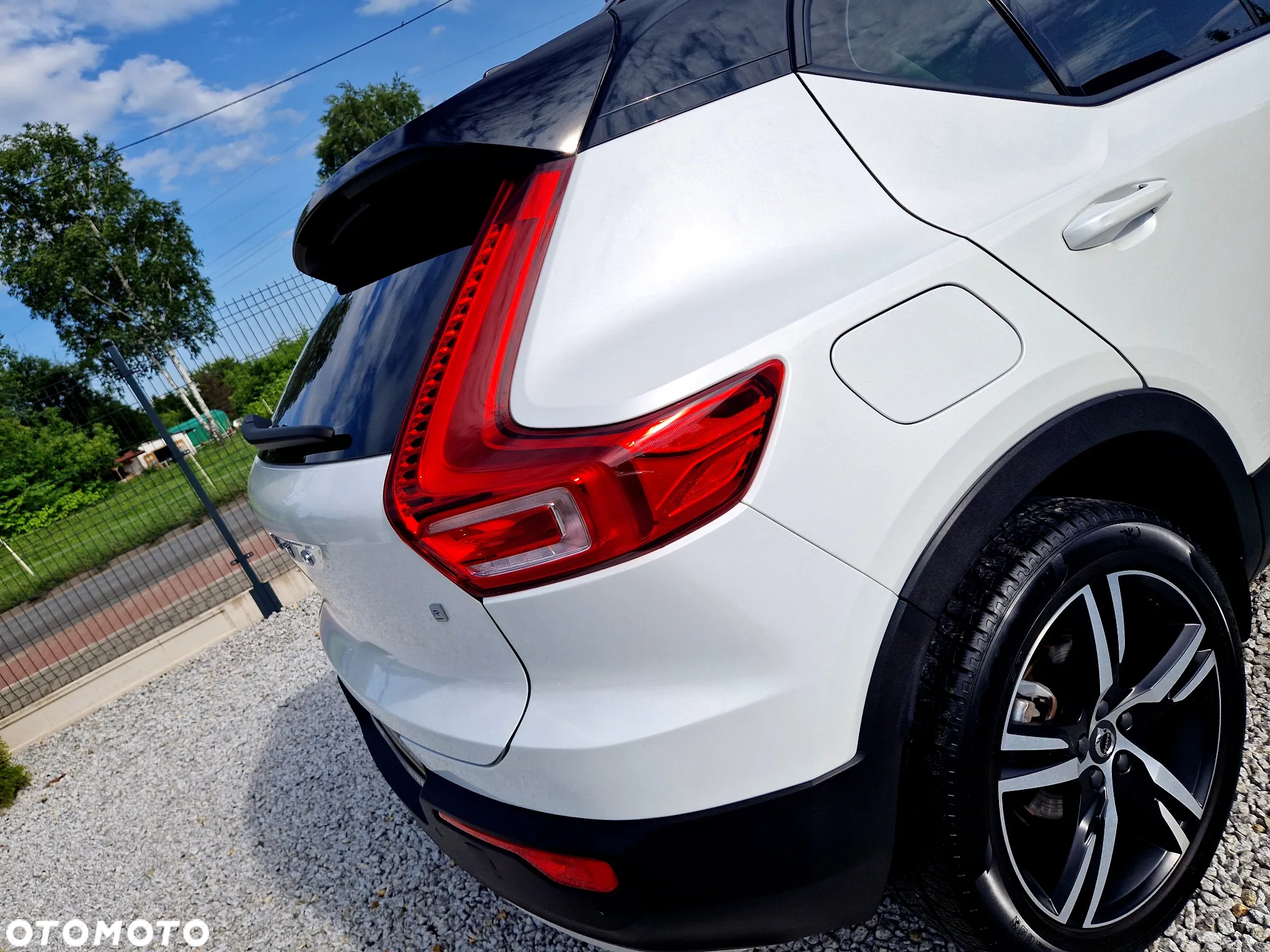 Volvo XC 40 T3 R-Design - 38