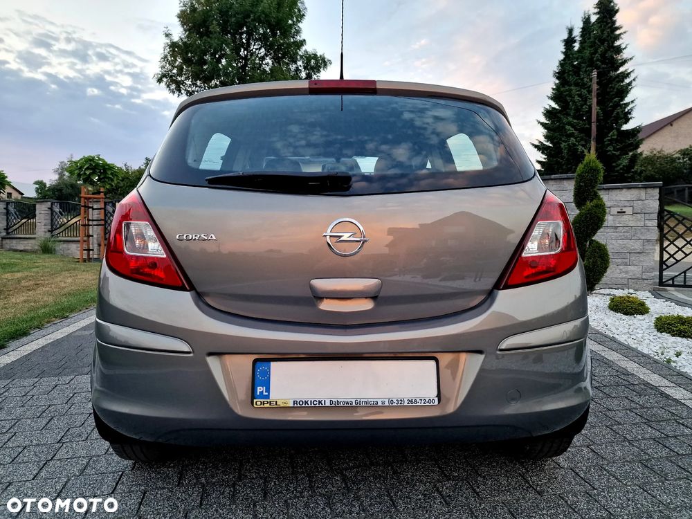 Opel Corsa 1.2 16V Cosmo S&S - 25
