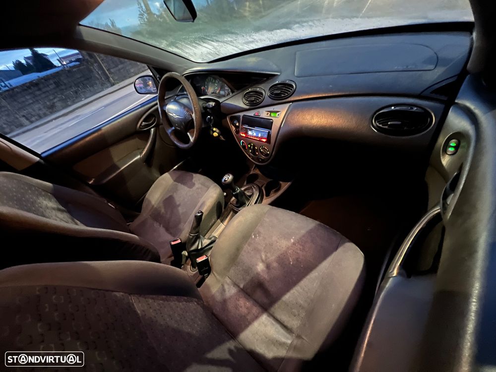 Ford Focus 1.4 Comfort - 13