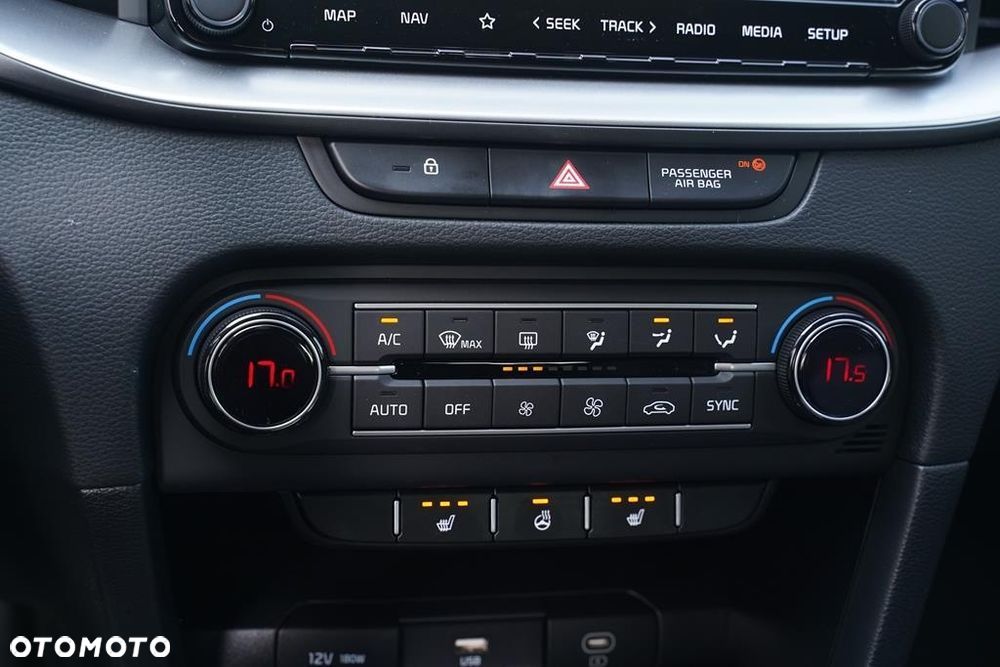 Kia XCeed 1.6 T-GDI M DCT - 19