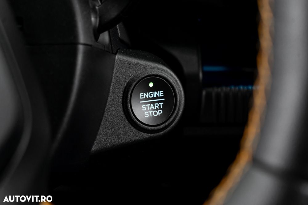 Ford Raptor - 36