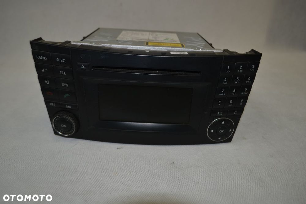 R197 RADIO SAMOCHODOWE NAWIGACJA MERCEDES W211 2118705894 - 1