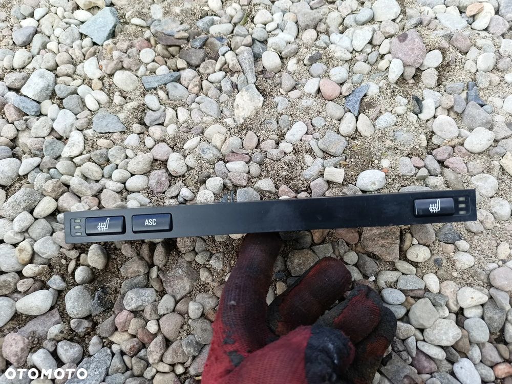 BMW E39 panel asc wlacznik podgrzewania fotela 8373712 - 1