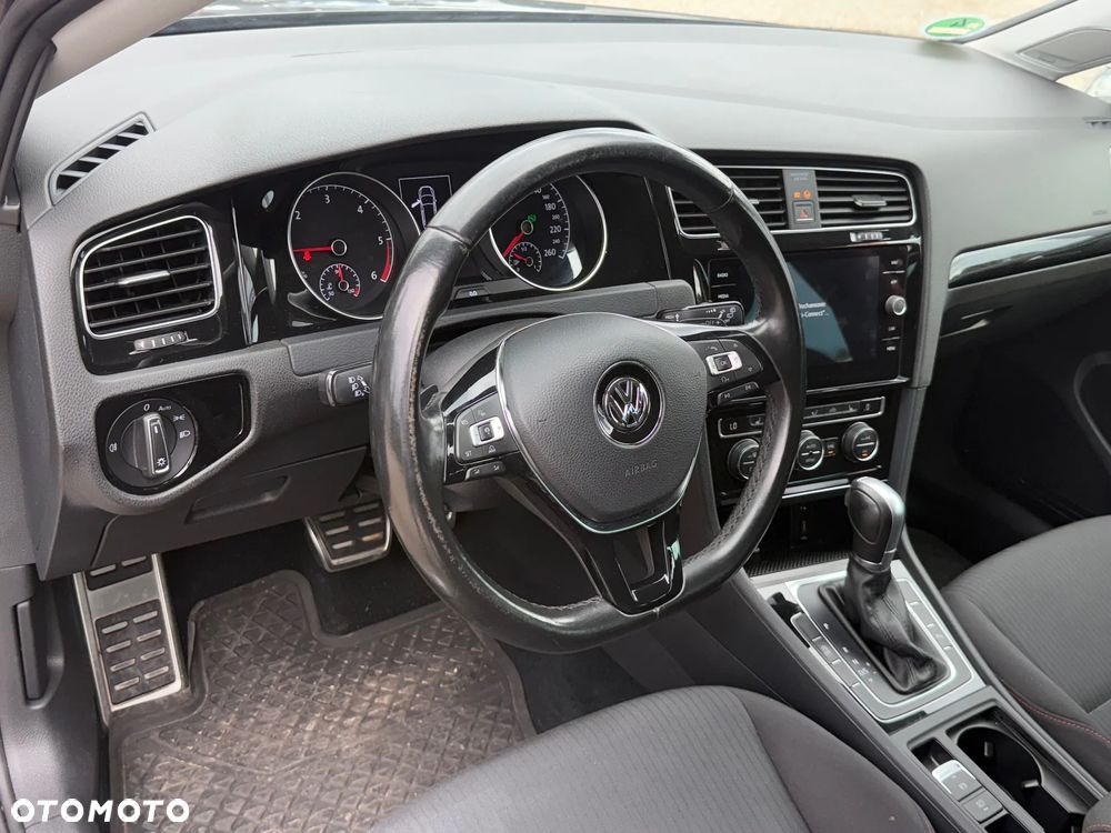 Volkswagen Golf 2.0 TDI DSG Sound - 16