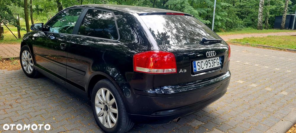 Audi A3 3-drzwiowe 1.6 Ambition - 3